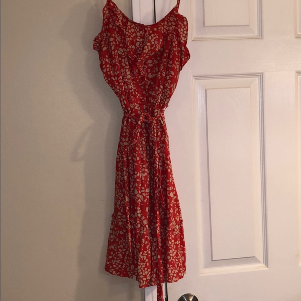 Feminine coral dress.